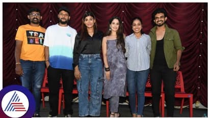 'ವೋಟ್ ನಮ್ಮ ಪವರ್' ರ್ಯಾಪ್ ಸಾಂಗ್ ಮೂಲಕ ಮತದಾನದ ಮಹತ್ವ ಸಾರಿದ ಚಂದನವನದ ತಾರೆಯರು!