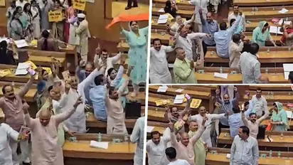 Delhi: BJP corporators celebrate with Haryanvi song, plead for PM Modi's return at MCD bhawan (WATCH)