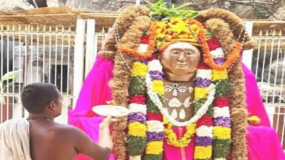 ಗಂಗಾವತಿ: ನವವೃಂದಾವನಗಡ್ಡೆಯಲ್ಲಿ ಶ್ರೀ ವಾಗೀಶ ತೀರ್ಥರ ಆರಾಧನೆ