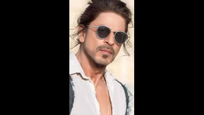 ಶಾರುಖ್‌ ಖಾನ್ ಪಾರ್ಟಿಗೆ  ದೀಪಿಕಾ ಪಡುಕೋಣೆ ಹಾಕ್ಕೊಂಡ ಡ್ರೆಸ್ ಟ್ರೋಲ್‌!