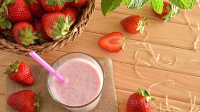 സ്ട്രോബെറി ജ്യൂസ് ഡയറ്റില് ഉള്പ്പെടുത്തൂ; അറിയാം ഗുണങ്ങള്...