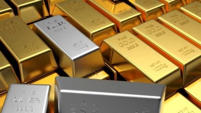 अप्रैल महीने में लगातार फ्लैक्चुएट होते रहे सोने-चांदी के रेट...फिर भी क्यों कायम है भरोसा?, ये है वजह