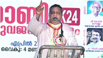 'ലൗ ജിഹാദിന്റെ പേരിൽ വർഗീയ വിഷം ചീറ്റാൻ ഒരു സംഘടനയെയും അനുവദിക്കരുത്'; തുറന്നടിച്ച് ജോസഫ് പാംപ്ലാനി