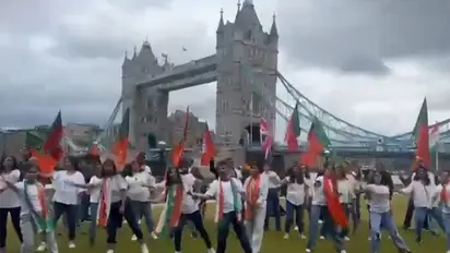 'Run for Modi' London event: Flash mob dazzles with performance on Jai Ho, Phir Aayega Modi & more (WATCH)
