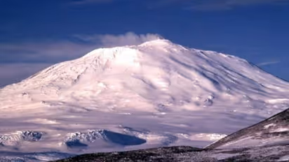THIS volcano in Antarctica spews Rs 5 lakh worth ‘Gold dust’ every day!