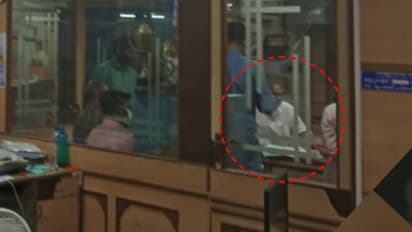 നിര്‍ണായക നീക്കവുമായി സിപിഎം; തൃശൂര്‍ ബാങ്ക് ഓഫ് ഇന്ത്യയിൽ നിന്നും പിൻവലിച്ച 1 കോടി തിരിച്ചടയ്ക്കാൻ ചര്‍ച്ച