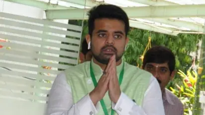 ಪ್ರಜ್ವಲ್ ರೇವಣ್ಣ ಪಾಸ್ಪೋರ್ಟ್ ಏಕೆ ರದ್ದು ಮಾಡ್ತಿಲ್ಲ: ಮೋದಿಗೆ ಕಾಂಗ್ರೆಸ್ ಪ್ರಶ್ನೆ