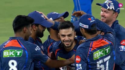 അടിതെറ്റി മുംബൈ ഇന്ത്യൻസ്, നിരാശപ്പെടുത്തി രോഹിത്, ഹാർദ്ദിക് ഗോള്‍ഡൻ ഡ‍ക്ക്; ലഖ്നൗവിന് റണ്‍സ് 145 വിജയലക്ഷ്യം