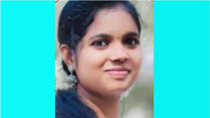 യുകെയിലേക്ക് ജോലിക്ക് പോകാനെത്തിയ നഴ്സ് വിമാനത്താവളത്തിൽ കുഴഞ്ഞുവീണു, ചികിത്സയിരിക്കെ മരിച്ചു