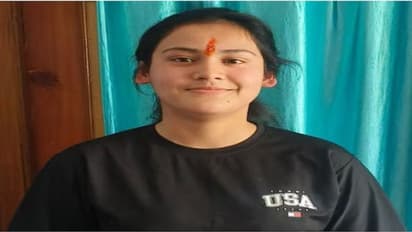 UK बोर्ड के टॉपर की मार्कशीट वायरल...नंबर देख चौंधिया जाएंगी आंखें