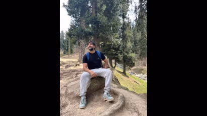 ಕಾವೇರುವಂತೆ ಟ್ವೀಟ್ ಮಾಡೋ ಚೇತನ್ ಪತ್ನಿಯೊಂದಿಗೆ ಕಾಶ್ಮೀರದಲ್ಲಿ ಕೂಲ್ ಕೂಲ್‌!