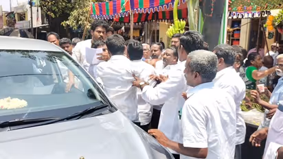 தண்ணீர் பந்தல் திறப்பு விழாவில் அதிமுக.வினர் இடையே மோதல்; ஆள விடுங்கடா சாமி என எஸ்கேப்பான முன்னாள் அமைச்சர்