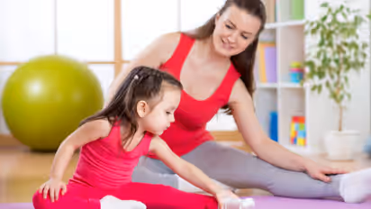 Yoga : ஈவினிங் டைம்ல யோகா செய்யலாமா..? அது நல்லதா..?