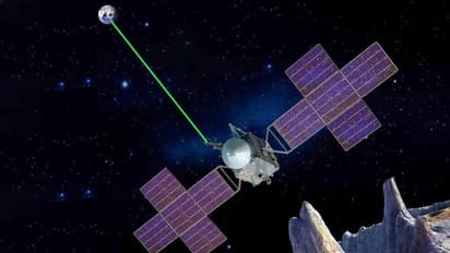 விண்வெளி மர்மம்! 140 மில்லியன் மைல் தொலைவில் இருந்து பூமிக்கு வந்த லேசர் செய்தி!