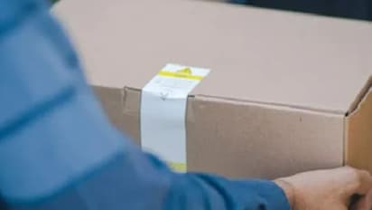 മുൻകാമുകിയുടെ വീട്ടിലേക്ക് പാഴ്സൽ ബോംബ് അയച്ച് യുവാവ്, തുറന്നപ്പോൾ പൊട്ടിത്തെറിച്ചു, ഭർത്താവും മകളും മരിച്ചു