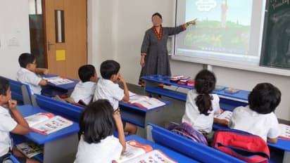 ಖಾಸಗಿ ಶಾಲೆಗಳ ಶುಲ್ಕ 15-20% ಹೆಚ್ಚಳ: ದರ ಏರಿಕೆಯಿಂದ ಪೋಷಕರಿಗೆ ಹೊರೆ