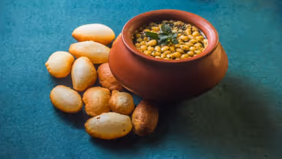  Making Pani Puri at Home: Taste the Authentic Street Food Adventure