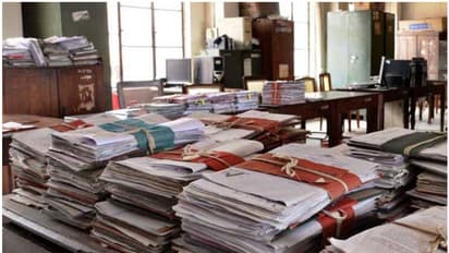 ഭൂമി തരംമാറ്റം; സംസ്ഥാനത്ത് കെട്ടിക്കിടക്കുന്നത് 2.5 ലക്ഷത്തോളം അപേക്ഷകൾ