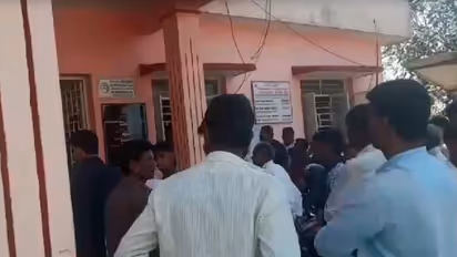 ಕೊಡಗಿನಲ್ಲಿ ಸಿಹಿ ತಿಂಡಿಯಿಂದ ಎದುರಾಯ್ತು ವಿಘ್ನ, ಮಂಟಪದಲ್ಲೇ ಮುರಿದು ಬಿತ್ತು ಲಗ್ನ!