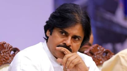 AP Ministers Ranking : పవన్ కల్యాణ్ వెనకబడ్డారా... వెనక్కుతోసారా? మరీ 10th ర్యాంకేంటి సామీ!