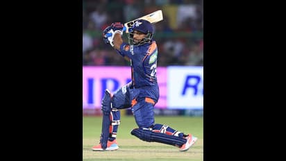 പുരാന്‍ പവർ; 50 അടിച്ച് രാഹുല്‍; ലഖ്നൗവിനെതിരെ ആശ്വാസ ജയത്തിന് മുംബൈക്ക് വേണ്ടത് 215 റണ്‍സ്