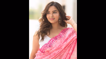 చీరకట్టులో ఆకర్షిస్తున్న రంగస్థలం బ్యూటీ.. లేటెస్ట్ లుక్ వైరల్ 