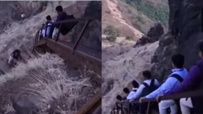 4500 അടി ഉയരെ, ഇരുമ്പ് ഗോവണിയില്‍ അള്ളിപ്പിടിച്ച് ട്രക്കിംഗ്; ഇങ്ങനെയും ഒരു പോളിംഗ് സ്റ്റേഷന്‍ 