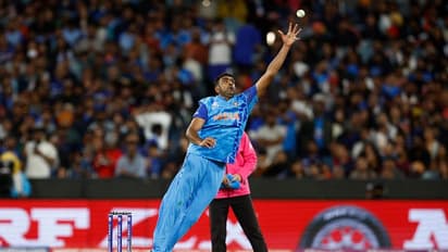 ട്വന്‍റി 20 ലോകകപ്പ്: ഏറ്റവും കൂടുതല്‍ വിക്കറ്റുകള്‍ നേടിയ 5 ഇന്ത്യന്‍ ബൗളര്‍മാര്‍ ആര്? നിലവിലെ ഒരേയൊരു താരം
