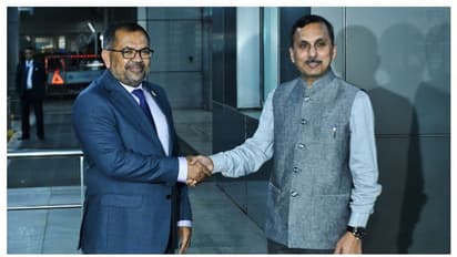 ഇന്ത്യൻ വിനോദ സഞ്ചാരികൾക്ക് മാലദ്വീപ് വേണ്ട, ബന്ധം മെച്ചപ്പെടുത്താൻ വിദേശകാര്യമന്ത്രി ദില്ലിയിൽ 