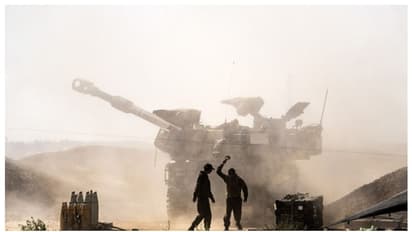 യുഎസ്, ഇസ്രയേലിലേക്കുള്ള ആയുധ വിതരണം നിര്ത്തിവച്ചെന്ന് പെന്റഗണ്