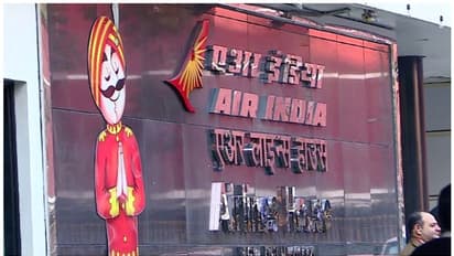 എയർ ഇന്ത്യ എക്സ്പ്രസ് സമരം: ദില്ലിയിൽ അധികൃതരെയും ജീവനക്കാരെയും ചർച്ചക്ക് വിളിച്ച് കേന്ദ്രസർക്കാർ