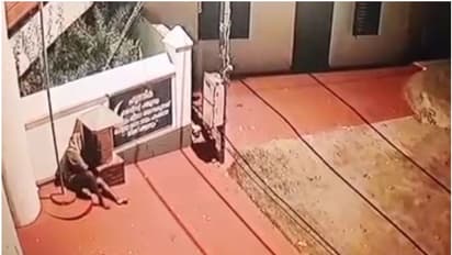 വടക്കഞ്ചേരിയിൽ പളളി ഭണ്ഡാരം കുത്തിതുറന്ന് മോഷണം 