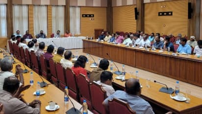 നാലാം ലോക കേരള സഭ ജൂൺ 13 മുതൽ; സംഘാടക സമിതി രൂപീകരിച്ചു