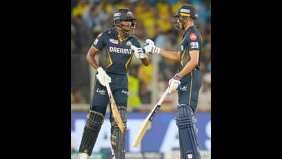 തോറ്റാല്‍ ഗുജറാത്ത് പുറത്ത്, ജയിച്ചാല്‍ പ്ലേ ഓഫിന് വിദൂര സാധ്യത; ഒന്നാം സ്ഥാനം നിലനിര്‍ത്താന്‍ കൊല്‍ക്കത്ത