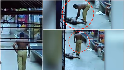 മദ്യപിച്ച് ബോധം കെട്ടുകിടന്ന ഇതര-സംസ്ഥാനക്കാരന്റെ പോക്കറ്റടിച്ച് ശുചീകരണ തൊഴിലാളി; വീഡിയോ