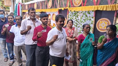 നാലാം ഘട്ടത്തിൽ പോളിങിന് തണുത്ത പ്രതികരണം; ഉച്ചയായിട്ടും ശതമാനം 50 കടന്നില്ല, ബംഗാളിൽ വ്യാപക സംഘര്ഷം