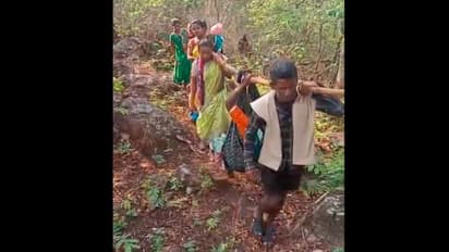 బద్దకిస్తున్న ఓటర్లూ... వీళ్ళను చూసాకయినా కదలండి... ఓటేయండి..!!