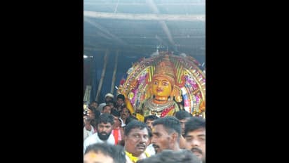 ಚಿಕ್ಕಮಗಳೂರು: ಕೋಟೆ ಮಾರಿಕಾಂಬ ದೇವಿ ಜಾತ್ರಾ ಮಹೋತ್ಸವದಲ್ಲಿ ನಡೆಯಿತು ಪವಾಡ!