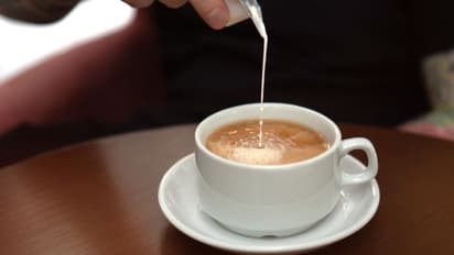 ഭക്ഷണത്തോടൊപ്പം ചായ കുടിക്കാമോ? പുതിയ മാർഗ്ഗനിർദ്ദേശവുമായി ഐസിഎംആർ