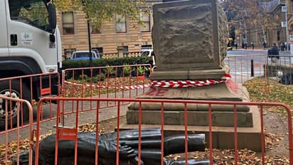 ആദിവാസി യുവാവിന്റെ മൃതദേഹം വികൃതമാക്കിയ കൊളോണിയൽ അധികാരിയുടെ പ്രതിമ നശിപ്പിച്ച് അജ്ഞാതർ