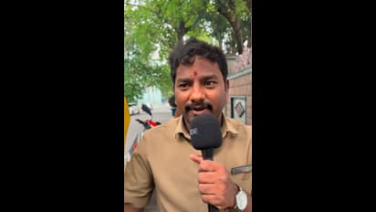 ಆಟೋದಲ್ಲಿ ಸಿಲ್ಕ್‌ ಸ್ಮಿತಾ ಫೋಟೋ; ಆತ್ಮಹತ್ಯೆ ಆಲೋಚನೆ ಮಾಡುವವರಿಗೆ ಪಾಠ ಮಾಡಿ ಮಣಿವೇಲ್