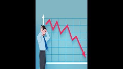 ಸೆನ್ಸೆಕ್ಸ್ 667 ಅಂಕ ಕುಸಿತ, ಹೂಡಿಕೆದಾರರಿಗೆ 4 ದಿನಕ್ಕೆ 5.12 ಲಕ್ಷ ಕೋಟಿ ರು.ನಷ್ಟ!