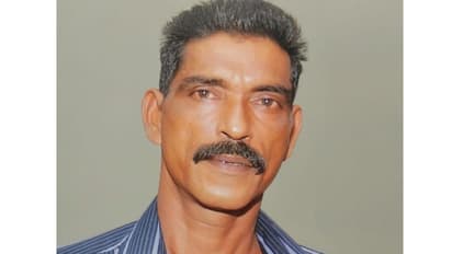 തെങ്ങ് മുറിക്കുന്നതിനിടെ തെങ്ങ് മറിഞ്ഞുവീണ് മരിച്ചു