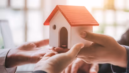 Smart EMI hacks: How to pay off a Rs 50 lakh home loan in under 10 years