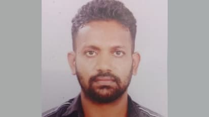 വീടിന് മുമ്പിൽ നിര്ത്തിയ കാറിൽ എസി ഓൺ ചെയ്ത് വിശ്രമിച്ച യുവാവ് മരിച്ച നിലയിൽ