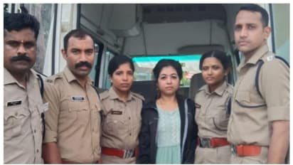 പി എസ് സി വെരിഫിക്കേഷന് പോകവെ അപകടം; യുവതിയെ ആശുപത്രിയിലും പി എസ് സി ഓഫീസിലും എത്തിച്ച് അഗ്നിശമന സേന