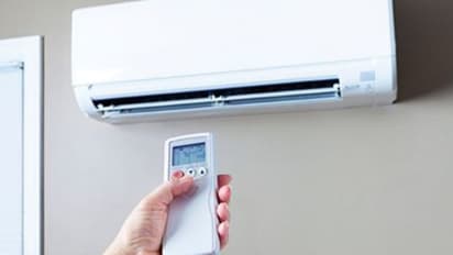 இரவு முழுக்க ஏசி யூஸ் பண்றீங்களா?  அப்ப இந்த '5' தப்ப மட்டும் பண்ணாதீங்க!!