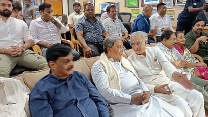 ಚೆನ್ನೈ ಬಗ್ಗುಬಡಿದ ಬೆಂಗಳೂರು: ಇದು RCB ಹೊಸ ಅಧ್ಯಾಯವೆಂದ ಸಿದ್ದರಾಮಯ್ಯ, ಮನಗೆದ್ದ ಕಿಚ್ಚ ಸುದೀಪ್, ಮಲ್ಯ ವಿಶ್..!