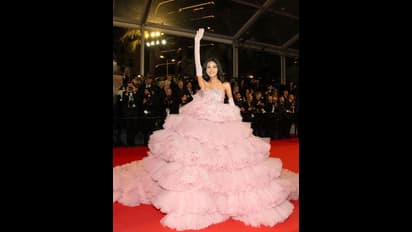 ತಾನೇ ಹೊಲಿದ 20ಕೆಜಿ ತೂಕದ ಬಟ್ಟೆಯ ಜೊತೆ ಮೊದಲ ಬಾರಿಗೆ ಕ್ಯಾನೆಸ್ 2024 ನಲ್ಲಿ ಮಿಂಚಿದ ಭಾರತದ ನ್ಯಾನ್ಸಿ 