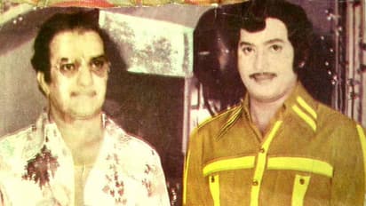 ఎన్టీఆర్ – కృష్ణ మ‌ధ్య టైటిల్ వార్.. కొడుకుల కోసం కొట్లాడుకున్న స్టార్ హీరోలు..? చివరికి గెలిచింది ఎవరు..?